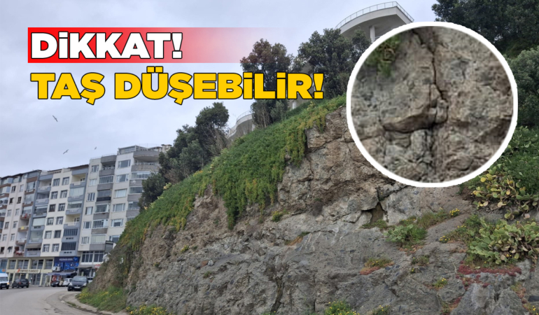Sinop’ta çatlayan kayalar mahalleliyi korkutuyor