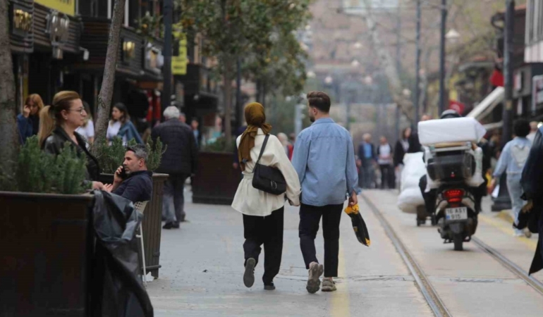 Takılar gelinle damatta değil, avukatta kalacak!