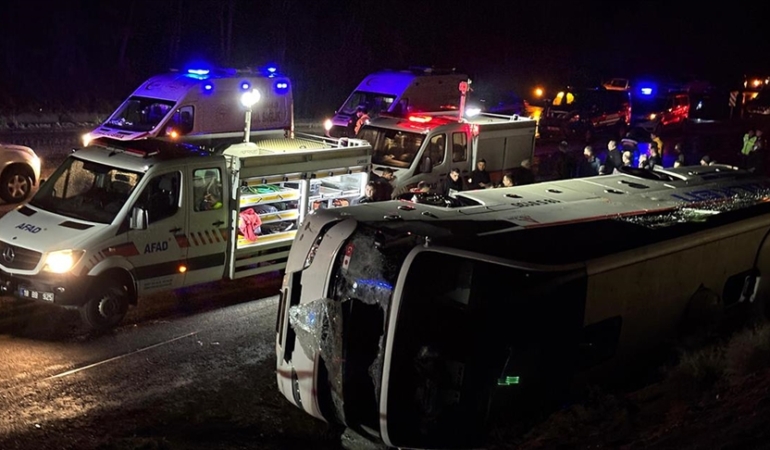 thumbs-b-c-91f3dbd12260bcf48886b8092c207c70