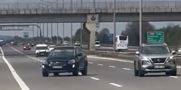 Trafikte geri geri giden sürücü tehlike saçtı