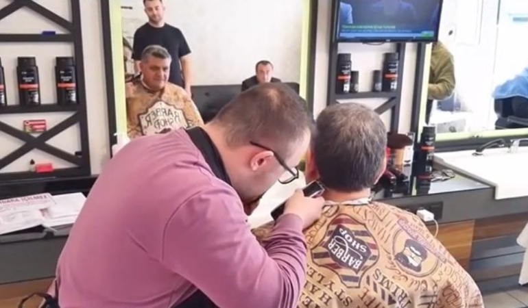 Sinop Valisi sözünü tuttu, koltuğa oturdu