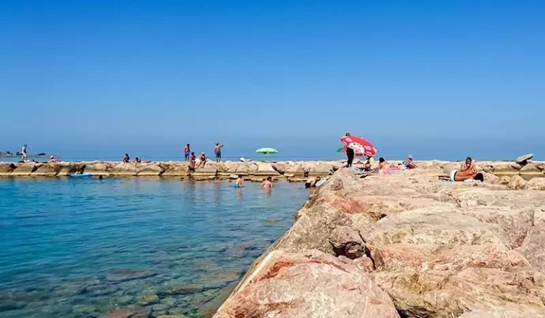 Gerze sahilleri yaza hazırlanıyor