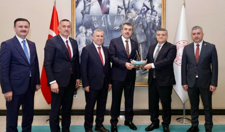 Sinop Heyeti Ankara’dan eli dolu döndü