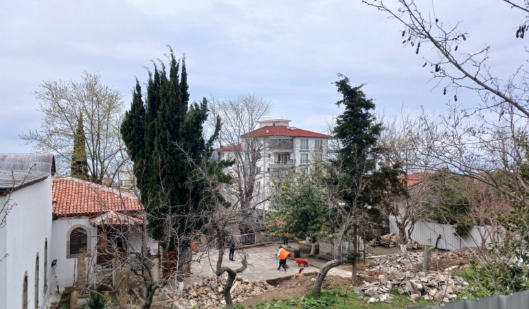 Sinop’taki tarihi camide çalışmalar devam ediyor