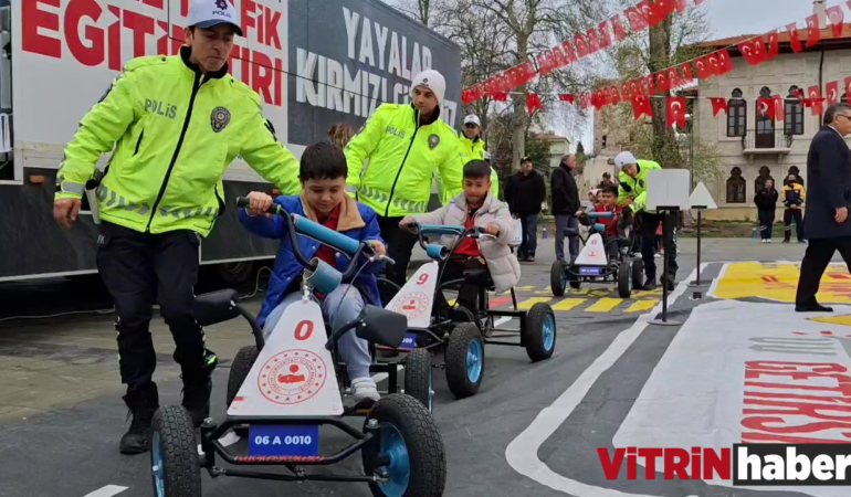 Sinop’ta öğrenciler trafik kurallarını uygulamalı öğrendi