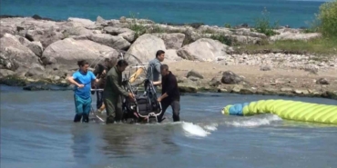 19-mayis-gosterisinde-paramotor-kazasi-1-yarali