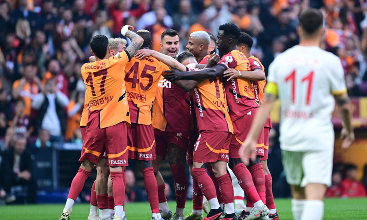 Galatasaray 2024-2025 sezonunda şampiyonluğunu ilan etti