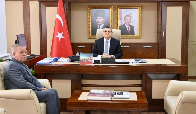 Müdür Nurettin Cömert Vezirköprü’ye atandı