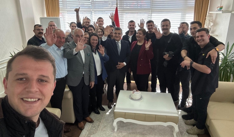 Vali Özarslan’a doğum günü sürprizi