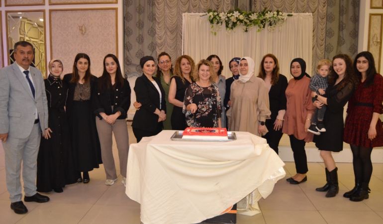 Türk Sağlık-Sen, Ebeler Günü ve Hemşireler Haftasını kutladı