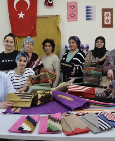 Kooperatifleşen köy kadınları emeklerini üretime dönüştürdü