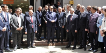 Bakan Kacır, AK Parti ve MHP Sinop il başkanlıklarını ziyaret etti