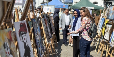 Gerze'de Halk Eğitim Merkezi'nce yıl sonu sergisi açıldı