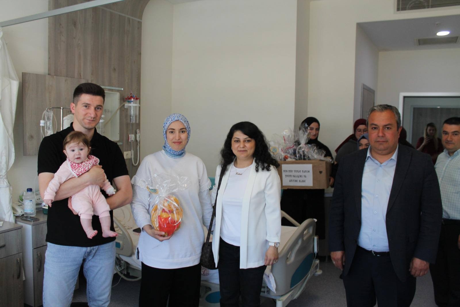 MESLEK LİSELİLERDEN YÜREKLERİ ISITAN ETKİNLİK