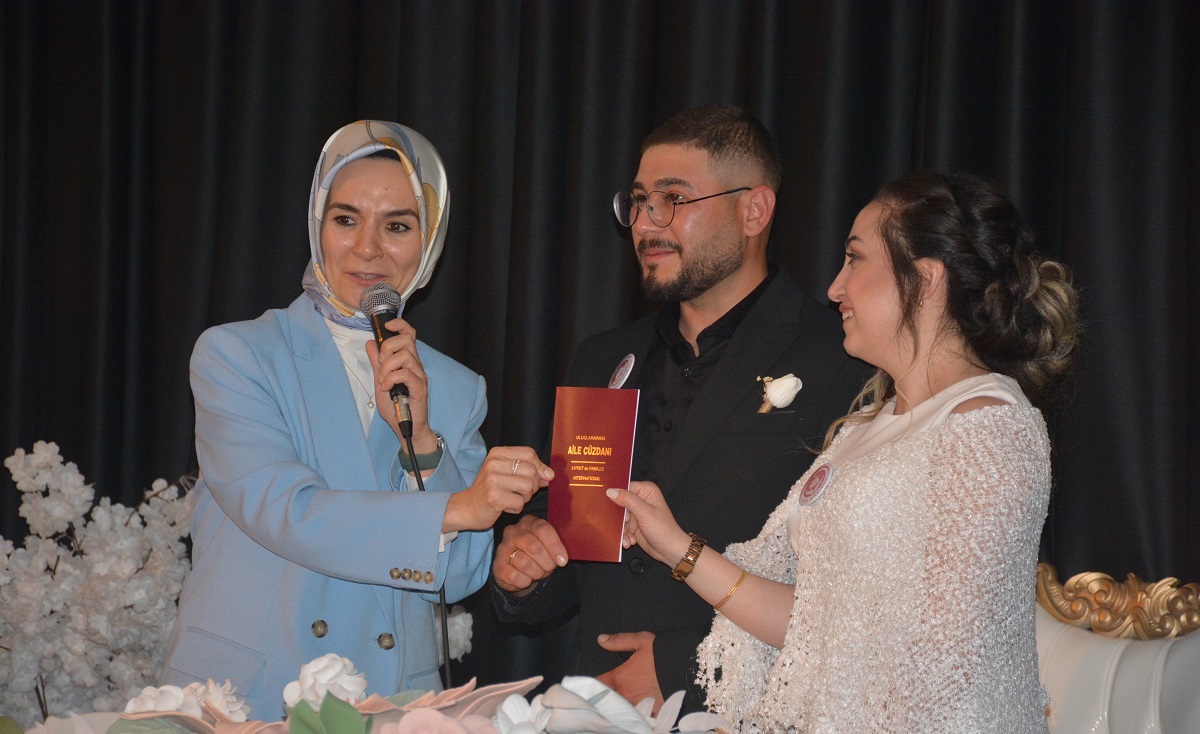 BAKAN GÖKTAŞ: "TÜRKİYE'NİN EN YAŞLI NÜFUSUNA SAHİP OLAN SİNOP'TA, AKTİF VE SAĞLIKLI YAŞLANMA POLİTİKASININ BAŞARIYLA UYGULANDIĞINA ŞAHİTLİK ETTİM"