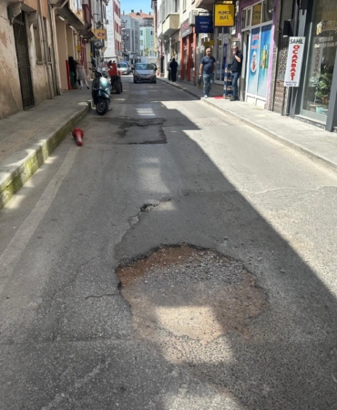 SÜRÜCÜLER ZOR ANLAR YAŞIYOR!