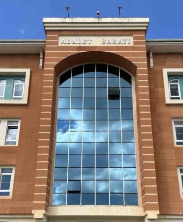 cocugu-darp-edip-tacizde-bulundugu-iddia-edilen-saniga-hapis-cezasi