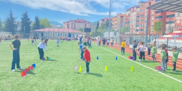 cocuk-oyun-senligi-duzenlendi