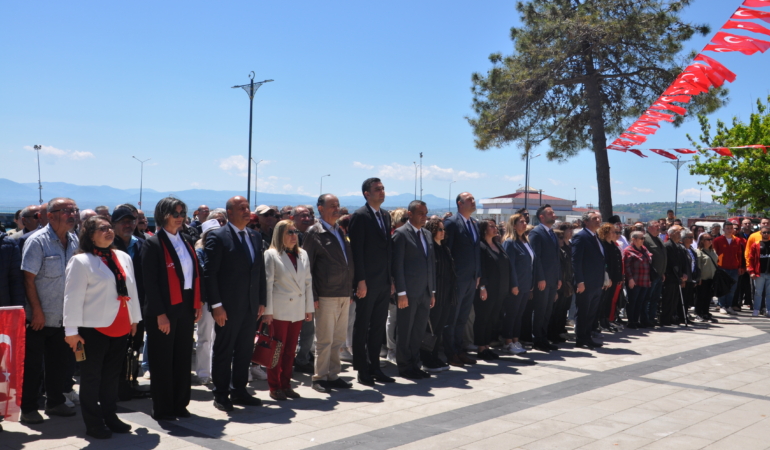 CHP’den 19 Mayıs çelenk sunma töreni