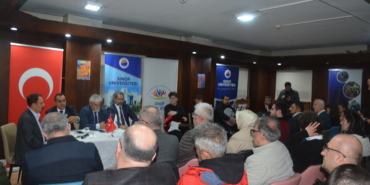 SİNOP’TA "BİLGİ TOPLUMUNDA LİDERLİK, İLETİŞİM VE ÖĞRENCİ MOTİVASYONU" KONUSU ELE ALINDI