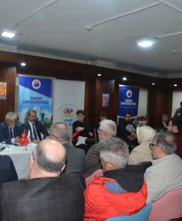 SİNOP’TA "BİLGİ TOPLUMUNDA LİDERLİK, İLETİŞİM VE ÖĞRENCİ MOTİVASYONU" KONUSU ELE ALINDI