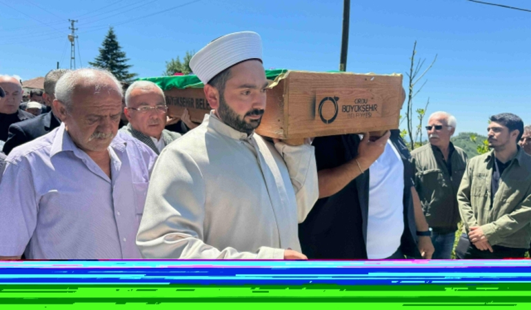 denizde-bogulan-lise-ogrencisinin-cenazesi-defnedildi