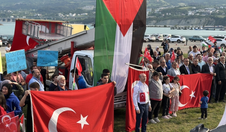 Gerze’de Filistin’le dayanışma etkinliği