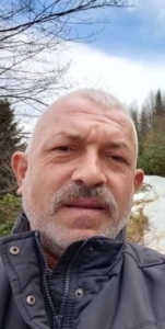 KESTİĞİ AĞACIN ALTINDA KALAN ADAM HAYATINI KAYBETTİ