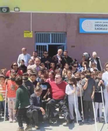 ogrenciler-engelli-bireylerle-bir-araya-geldi