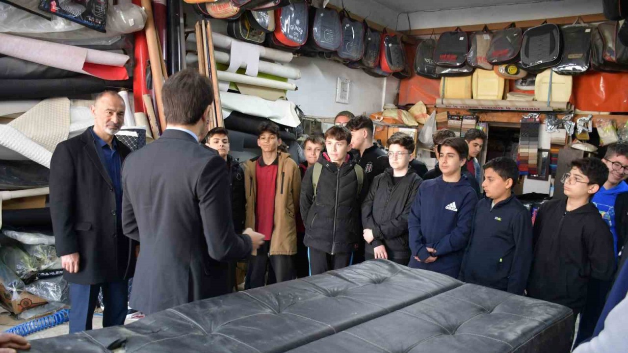 ogrenciler-meslekleri-taniyor
