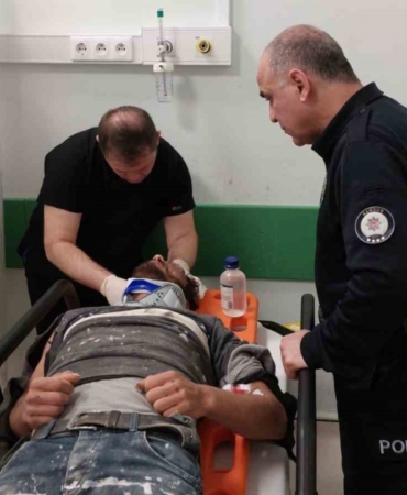 samsunda-bir-isci-insaattan-dustu