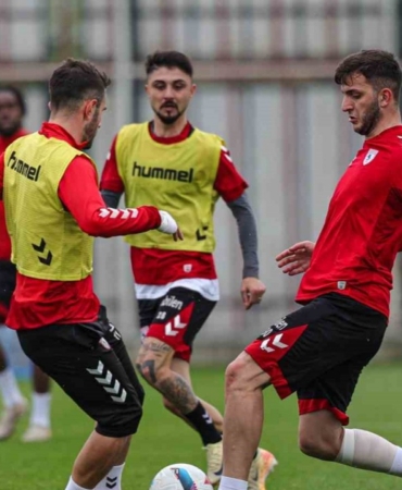 samsunspor-eyupspor-macinin-antrenmanlarini-surdurdu