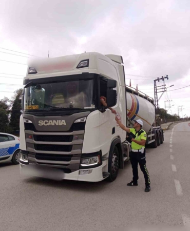 SİNOP'TA AĞIR TONAJLI ARAÇ SÜRÜCÜLERİNE UYARILAR