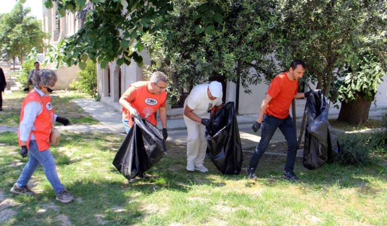 Sinop’ta temizlik kampanyası: Gönüllüler kenti temizledi