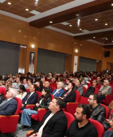 sinopta-yapay-zeka-ve-metaverse-konusuldu