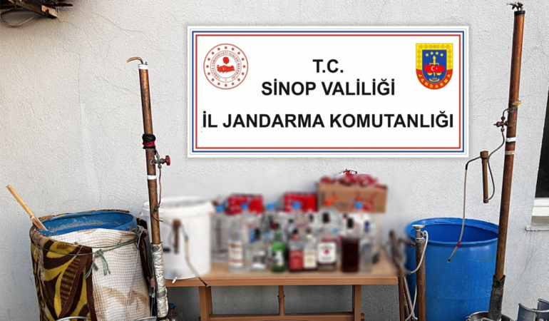 Sinop’ta sahte alkol üretip satan şahıslar yakalandı