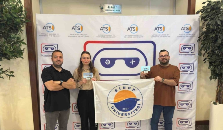 SNÜ Nextera Takımı Estonya’daki Robotex’e katılacak