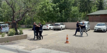 tokatta-bir-kadin-dovulerek-olduruldu