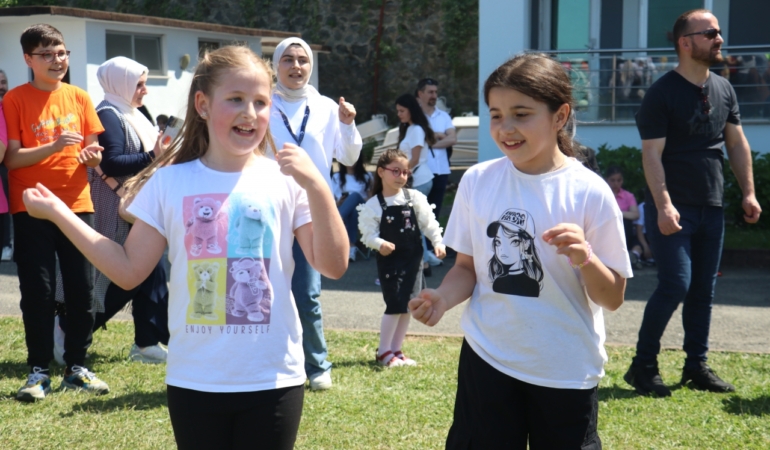 Trabzon’da “11. Geleneksel Çocuk Oyun Şenliği” coşkusu