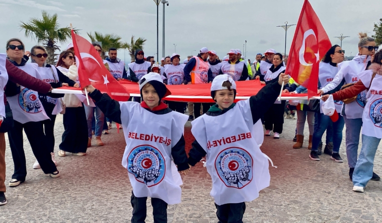 Sinop’ta 1 Mayıs meydanda coşkuyla kutlandı