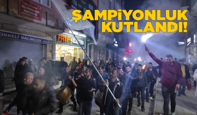 İlçe halkı sokaklara döküldü