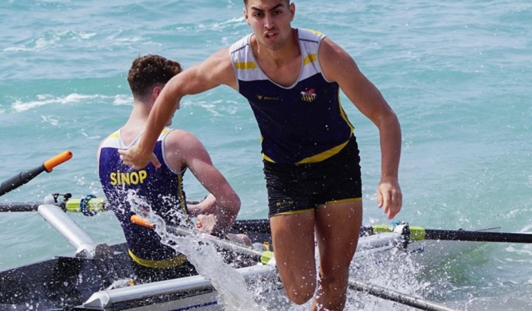 Sinoplu sporcular sahil sürat yarışlarından derecelerle döndü
