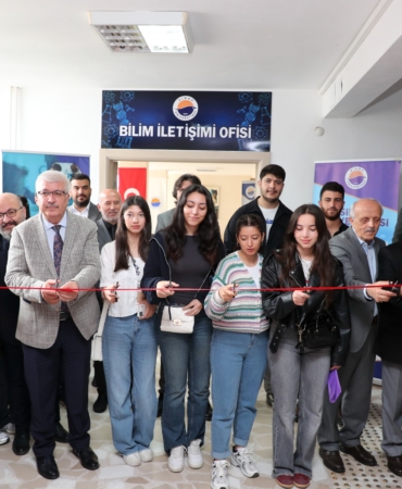 whatsapp-image-2025-05-26-at-140823