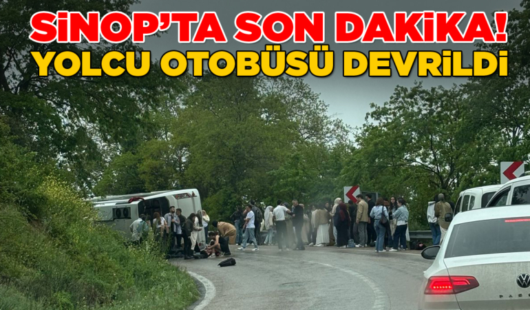 Sinop’ta firmaya ait yolcu otobüsü devrildi