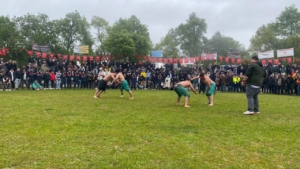 yusuflu-gures-senligi-yagmura-ragmen-hiz-kesmedi