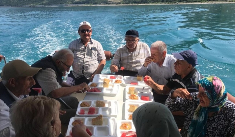 1751010719-9df666bbdf2873eb3c1f