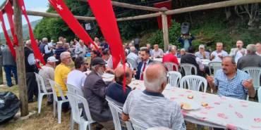 20250614-boyalicada-geleneksel-yagmur-duasi-ve-keskek-senligi-yogun-katilimla-gerceklesti-120680-d9c68d59dd67efd244d3