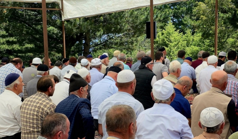 Köy halkı yağmur duasında buluştu