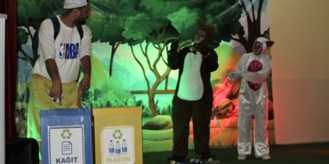 Sinop'ta sıfır atığın ve geri dönüşümün önemi çocuklara tiyatroyla anlatıldı