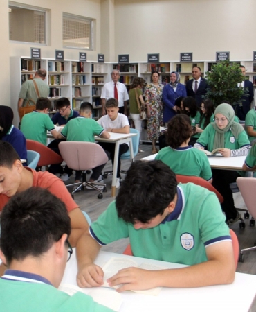 Sinop'ta Yusuf Kemal Tengirşenk Sosyal Bilimler Lisesi'nde kütüphane açıldı
